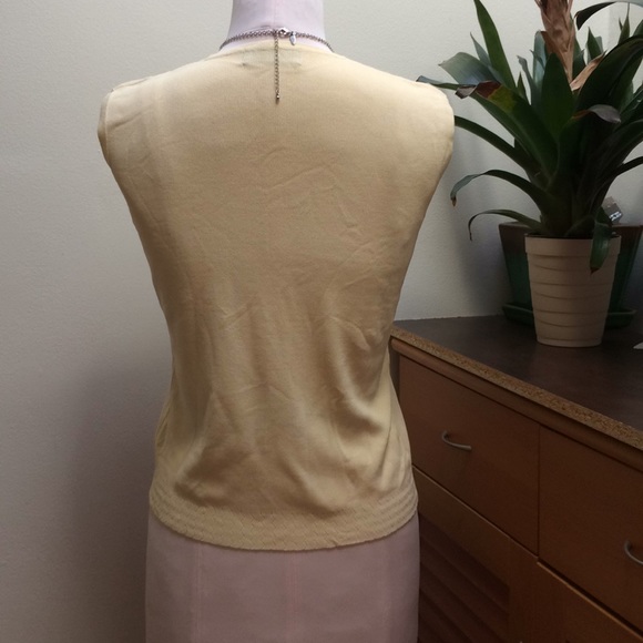 Yellow Sleeveless Top - Picture 4 of 6